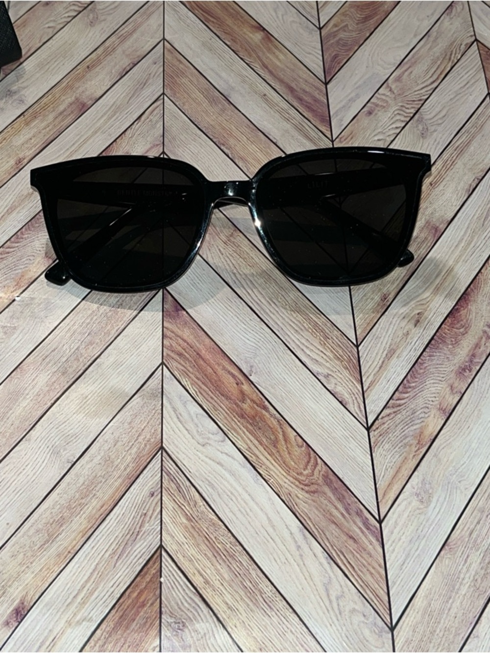 GENTLE MONSTER Lilit polarized Black Sunglasses grey lenses w/ a case - Picture 7 of 9